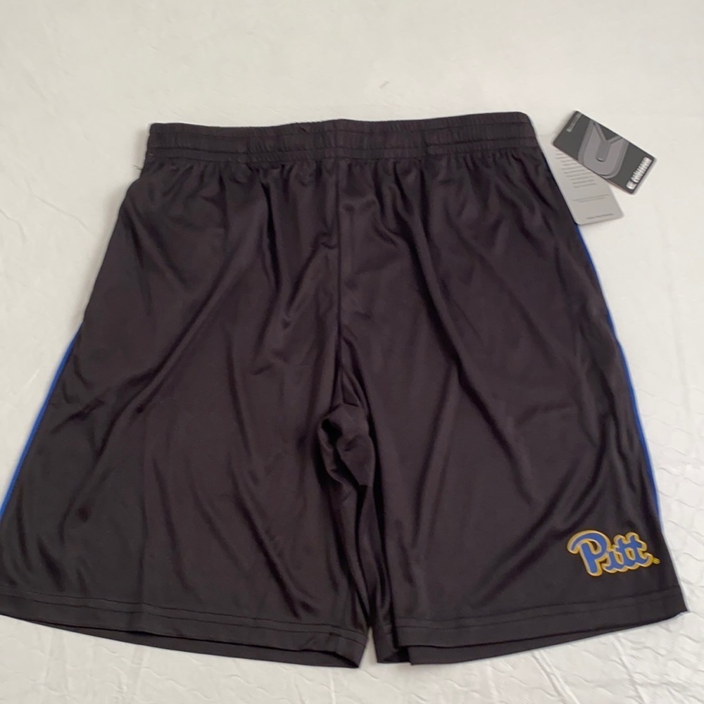 Colosseum Pitt black athletic shorts 8” inseam M